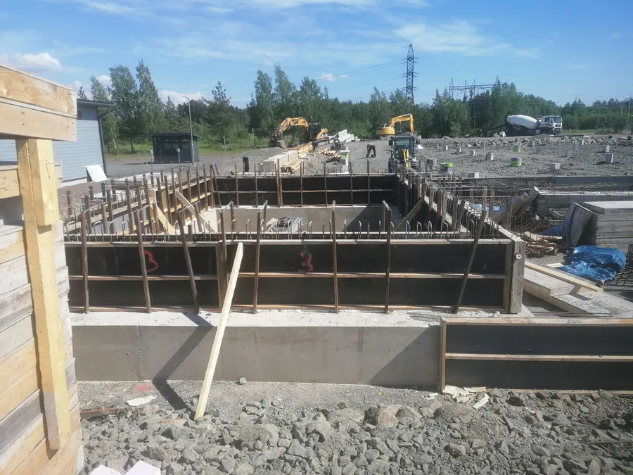 Eräbetoni Oy - perustusten tekoa