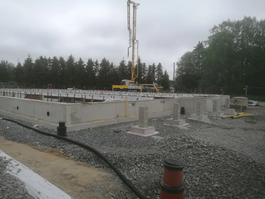 Eräbetoni Oy - rakennuksen perustukset